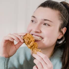 Popeyes is opening its 100th UK restaurant next week at London Bridge station (Photo: Pexels)