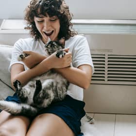 This simple tweak can make rooms feel warmer almost instantly (Photo: Pexels)