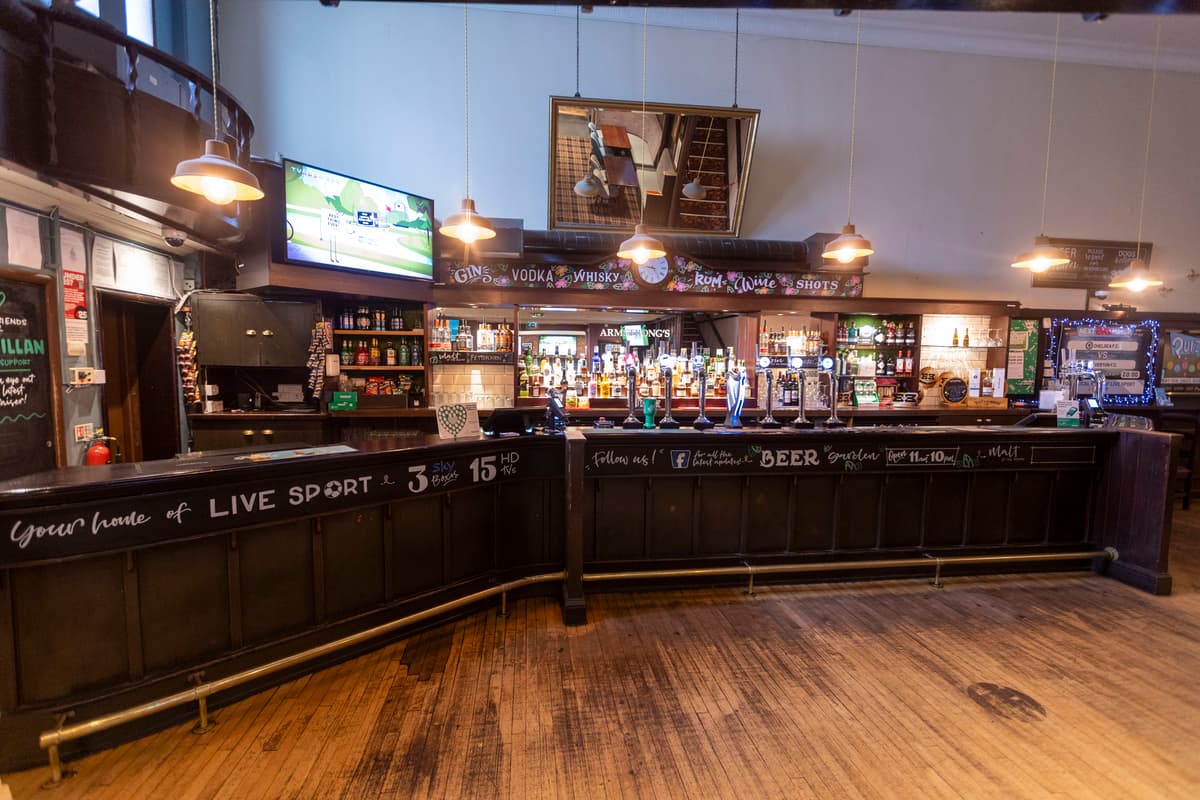 Figure Makeover Glasgow Southside pub in Battlefield temporarily closes for six-figure ...