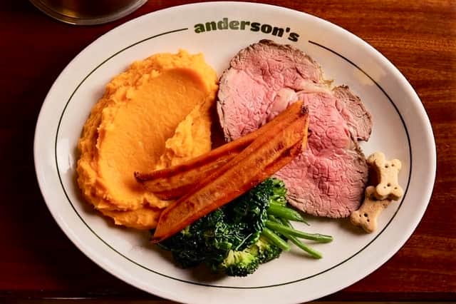 anderson’s pub + institute is launching an £8 roast dinner especially for dogs in partnership with Barklove, Glasgow’s festival for dogs, owners and people who love dogs.