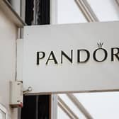 Jewellery chain Pandora are seeking a Christmas Temporary Sales Advisor for their store in Leeds Trinity. The schedule will involve day shifts on weekdays and weekends, as well as overtime.