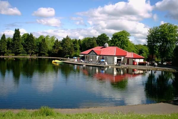 Rouken Glen and other public parks throughout East Renfrewshire remain open, but the car parks are now closed.