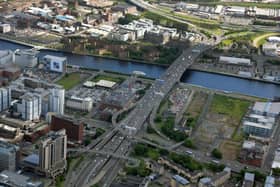 The Kingston Bridge normally carries around 155,000 vehicles per day.