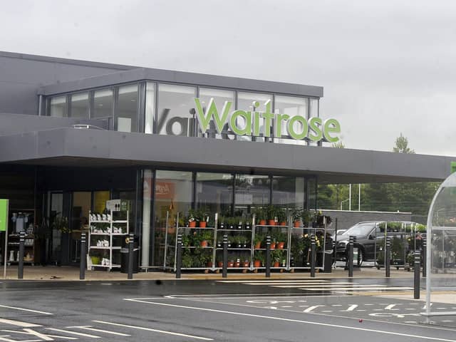 Photo Emma Mitchell 18.07.16
Waitrose, Milngavie