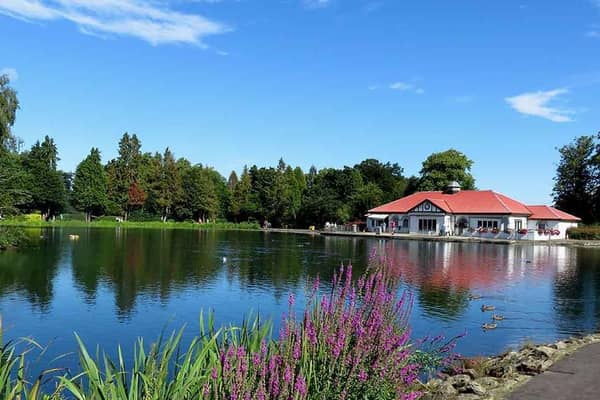 Rouken Glen Park