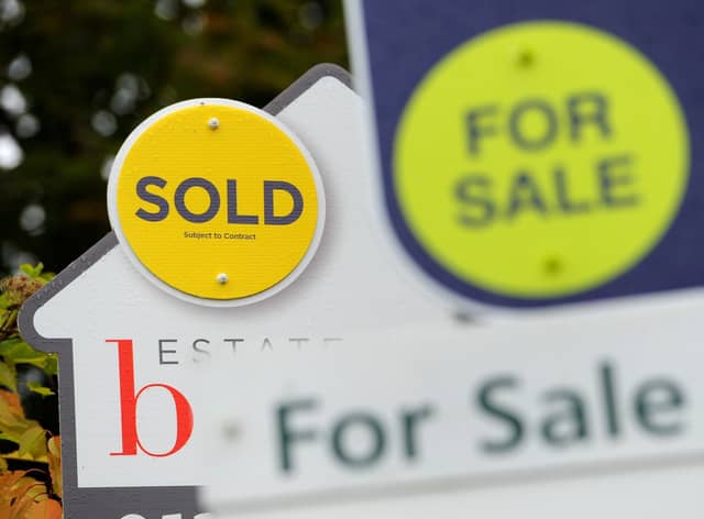 Latest figures show properties in East Renfrewshire are selling for an average of more than £239,000.