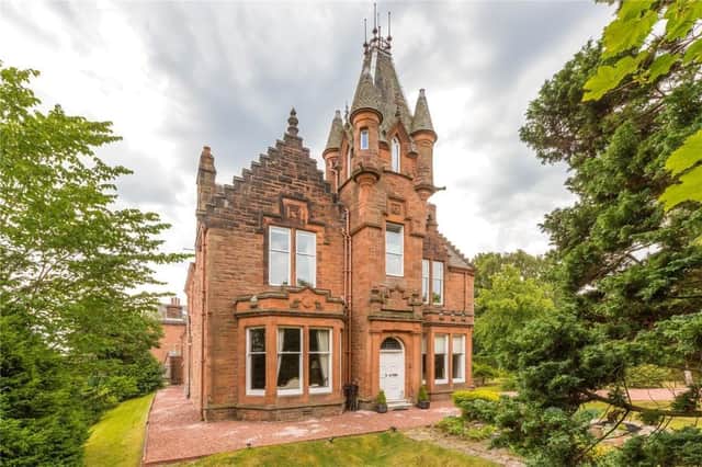 The house is a short walk from Pollok Country Park.