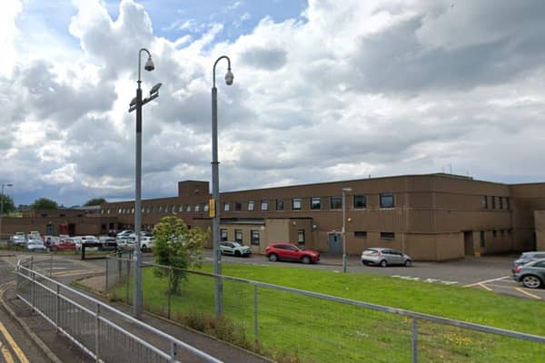 Mearns Castle High School in Newton Mearns has a success rate of 80% of pupils achieving at least five Higher exams. They rank as the third best performing secondary school in Scotland. 