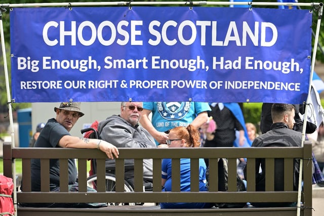 Indy supporters showing off their banner.