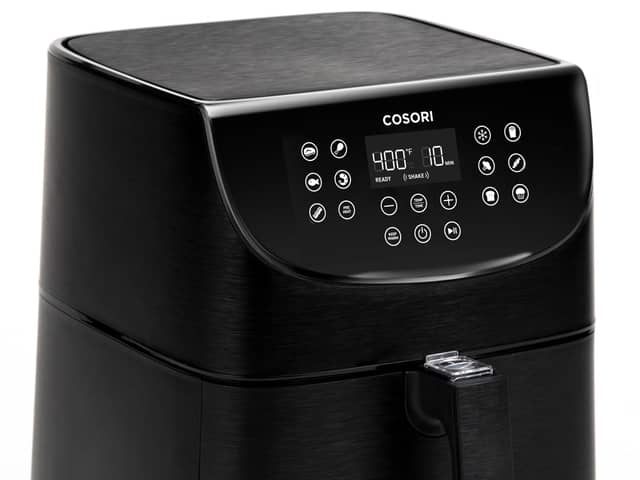 COSORI XXL 5.5L Air Fryer with 13 functions for
healthier and faster meal times
