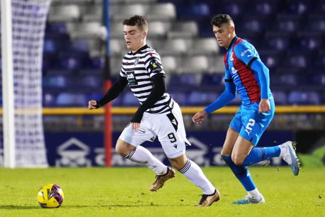 Euan Henderson, who led the line for Queen's Park on Tuesday against Inverness, was ineligible to play in the Scottish Cup tie.