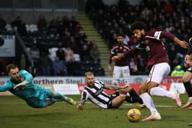 Ellis Simms scores to make it 1-0 to Hearts .  (Photo by Alan Harvey / SNS Group)