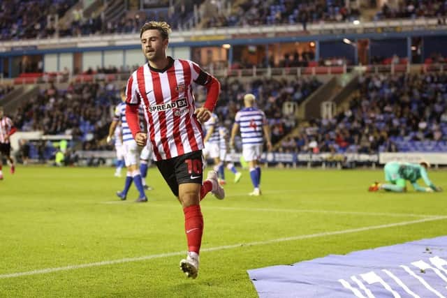 READING, ENGLAND - SEPTEMBER 14:  Patrick Roberts of Sunderland celebrates scoring the opening goal during the Sky Bet Championship between Reading and Sunderland at Select Car Leasing Stadium on September 14, 2022 in Reading, England. (Photo by Warren Little/Getty Images)
