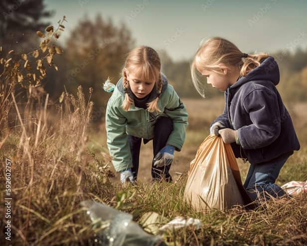 Encourage children to dispose of their litter correctly. Photo: Adobe