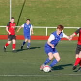 Rovers' Mark O'Reilly (left) tries to make inroads against Thorniewood (Pic by Kevin Ramage)