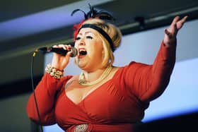 2003 Pop Idol winner Michelle McManus was brought up in Baillieston and was living in the area when she auditioned for the show. 