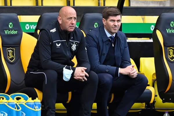 Rangers manager Steven Gerrard and his assistant Gary McAllister look on during their team's 3-0 win at Livingston.  (Photo by Rob Casey / SNS Group)