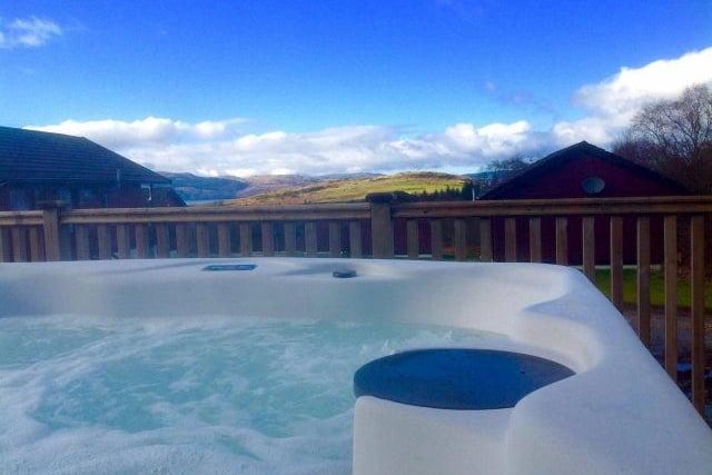 This luxurious three bedroom lodge on Argyll's secret coast enjoys magnificent views looking out towards rugged mountains, forests and lochs, making it an excellent base for an outdoorsy escape. Book: https://bit.ly/2Urhzde