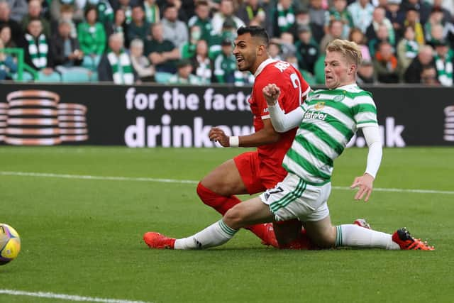 Celtic defender Stephen Welsh denies AZ Alkmaar's Evangelos Pavlidis (Photo by Craig Williamson / SNS Group)