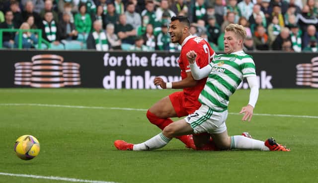 Celtic defender Stephen Welsh denies AZ Alkmaar's Evangelos Pavlidis (Photo by Craig Williamson / SNS Group)