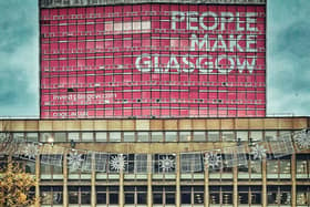 'People Make Glasgow' sign.