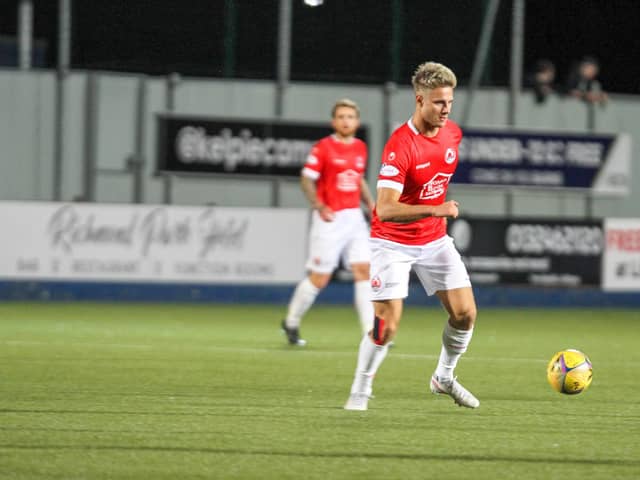 Second-half substitute Kristoffer Syvertsen came close to levelling for Clyde