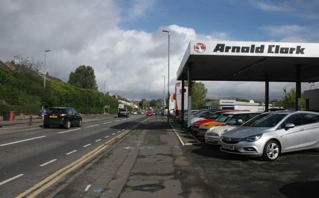 Arnold Clark dealership on edge of West Retail Park, Milngavie