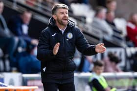 St Mirren manager Stephen Robinson issues intructions to his players during their Premiership match against Rangers on Sunday. (Photo by Craig Williamson / SNS Group)