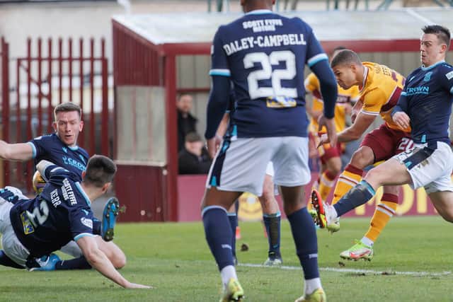 Joe Efford scores his first motherwell goal in the draw against Dundee (Pic by Ian McFadyen)