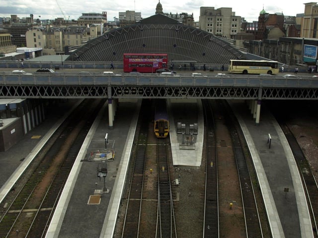 This pic, from 2000, shows Cathedral Street going over the rail lines.
