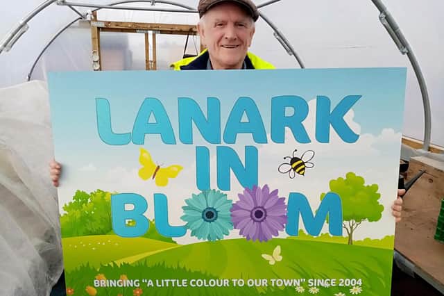 Ernest Romer was known by people from all walks of life in Lanark, a town he was happy to help make more colourful.