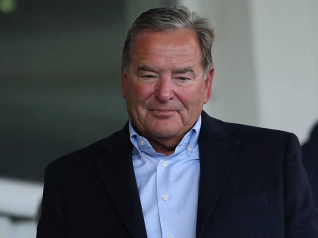 Jeff Stelling leads emotional speech on Gillette Soccer Saturday on effects of eating disorders