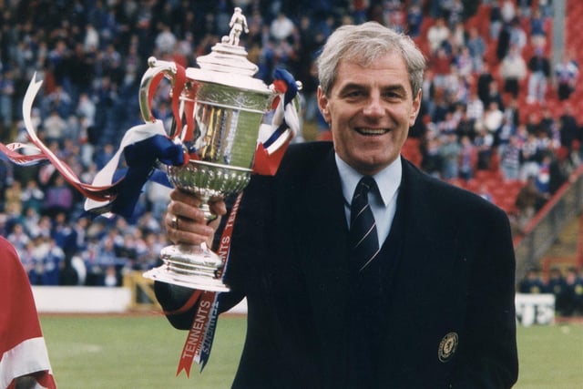 Rangers 2-1 Airdrieonians - Walter Smith holds up the Tennent's Scottish Cup.