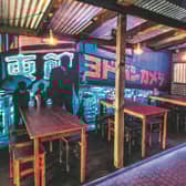 Mikaku, Glasgow
