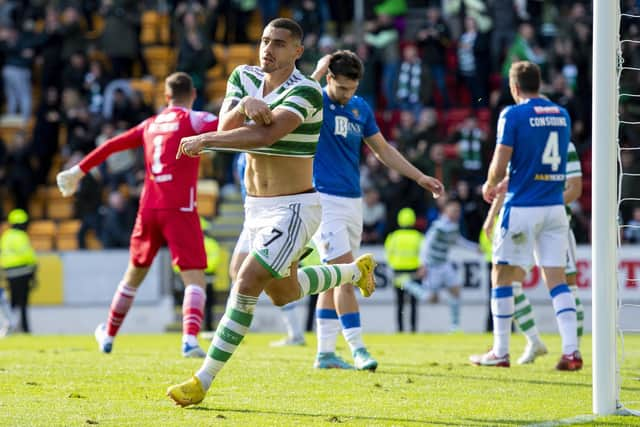 Giorgos Giakoumakis celebrates Celtic's winner at St Johnstone. (Photo by Ross MacDonald / SNS Group)