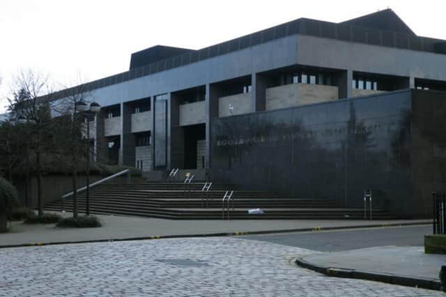Robert Bell was convicted at Glasgow Sheriff Court © Copyright Thomas Nugent and licensed for reuse under creativecommons.org/licenses/by-sa/2.0