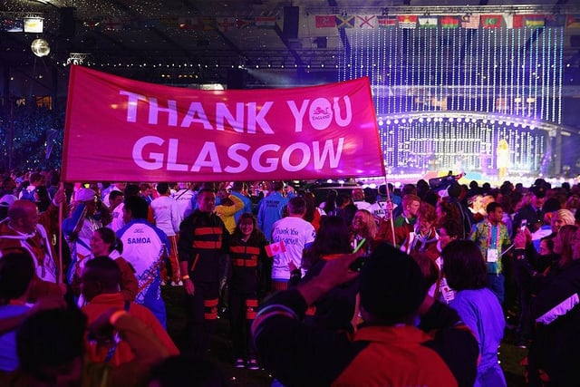 A banner of thanks is held up by Team England during the Closing Ceremony for the Glasgow 2014 Commonwealth Games at Hampden Park on August 3, 2014 in Glasgow.