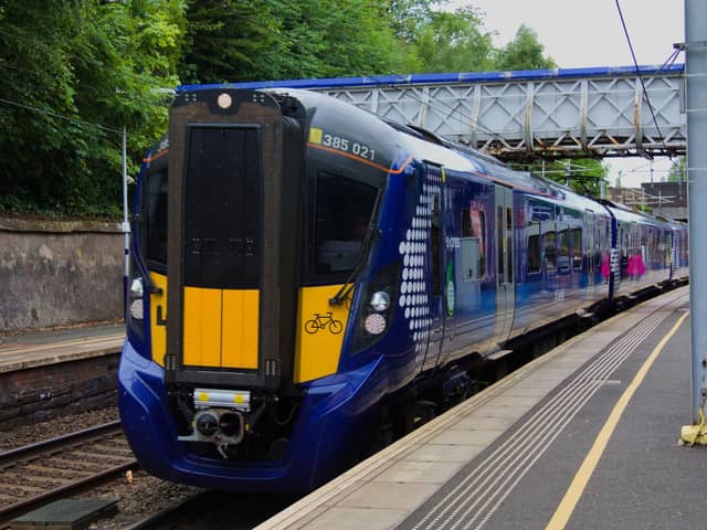 There has been calls for more regular train serves on the vital Cathcart Circle line for people travelling in and out of Glasgow.  