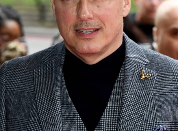 The actor attended Mount Vernon primary school before moving to the US as a kid.