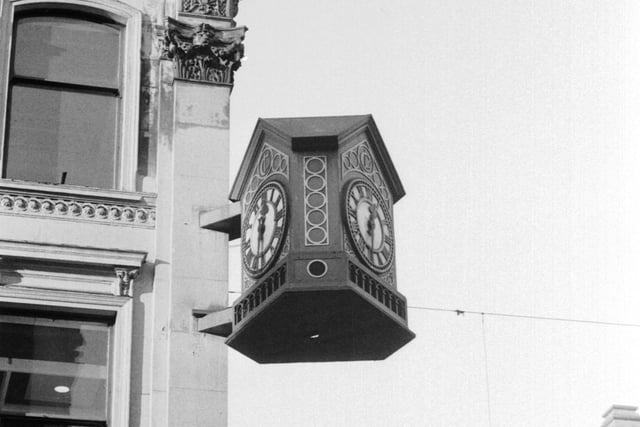 The three-faced clock outside the Copland and Lye department store in Sauchiehall Street/Wellington Street.