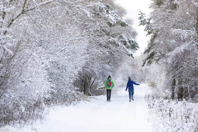 A yellow weather warning is in place for snow and ice for Scotland, Wales, and south-west England.  On Sunday from 18:00 the warning for snow and ice spreads to include London and the South East.  Severe conditions are causing travel disruption and accidents on some motorways.