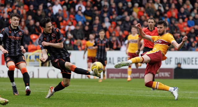 Sean Goss has shot blocked by Liam Smith