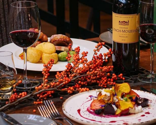 Enjoy a very merry West End Christmas at the Ubiquitous Chip Bar Glasgow – here’s how to book your space