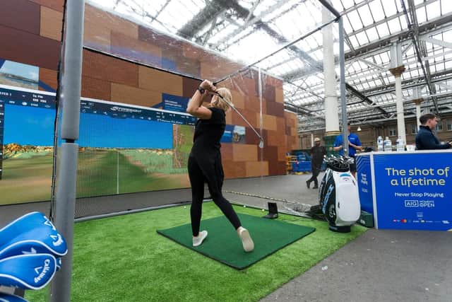 World’s First Playable Golf Billboard Unveiled for the AIG Women’s Open