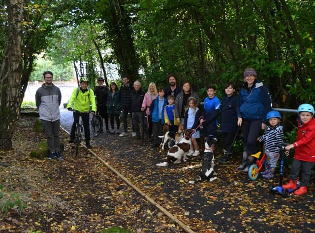 Cllr Paul Ferretti - Convener of Place, Neighbourhood and Corporate Assets - is pictured (on the left) with members of the 'Walk, Run, Cycle in and around East Dunbartonshire' group and Christopher McGeough, the Council's Acting Team Leader - Traffic & Transport (fifth from left).