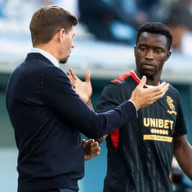Rangers boss Steven Gerrard acknowledges Fashion Sakaa during Rangers match against Malmo (Photo by Christoffer Borg Mattisson / SNS Group)