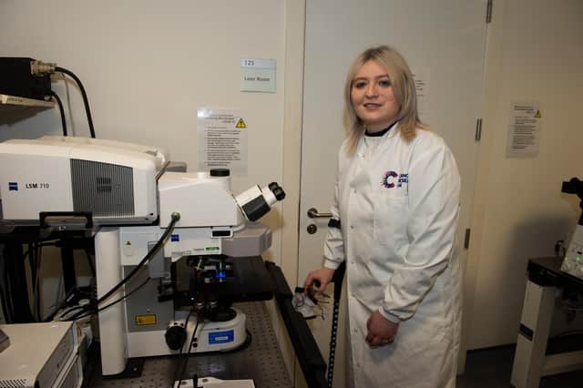 PICTURES COURTESY OF CANCER RESEARCH UK (first use only)
Amy looking at images generated from microscopes in the BAIR.
Amy Callaghan, SNP MP for East Dunbartonshire, is visiting the Cancer Research UK Beatson Institute to see how Glasgow scientists are playing their part in to beat cancer. Amy was diagnosed with skin cancer in 2011 and has been cancer-free since 2014, so her visit is a poignant moment as she gets to see up close the kind of scientific research that saves lives like hers from cancer.