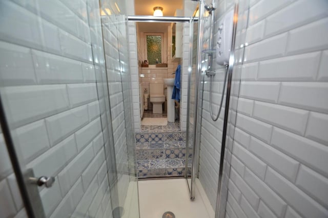 The shower room.