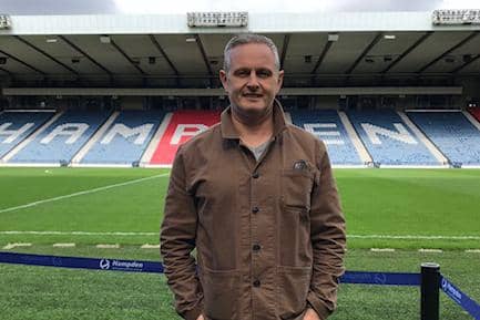 Euro 2020 volunteer John Reid from Kirkintilloch has received a pre-tournament pep-talk from Line of Duty actor Martin Compston and Scotlnd star John McGinn