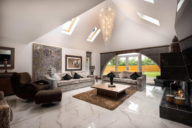 The spacious lounge.